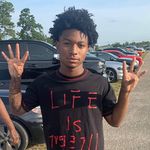 1600.vell profile picture